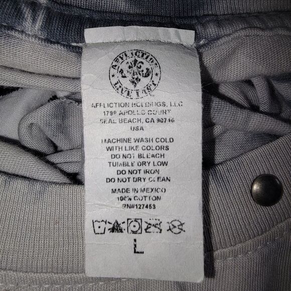 Affliction Women's Slashed Back Short Sleeve t-shirt Size Large - Picture 5 of 5